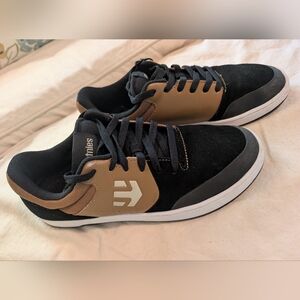 Etnies Marana Men's 9M Black/Brown Skate Shoes